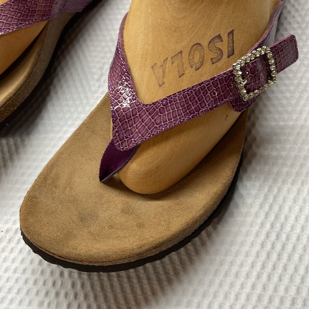 Vionic Women's Purple Sandals - Picture 2 of 9